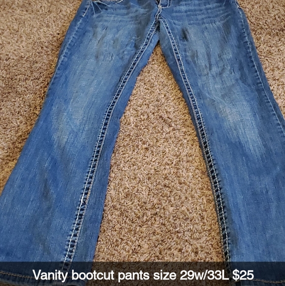 Jeans - Picture 2 of 3